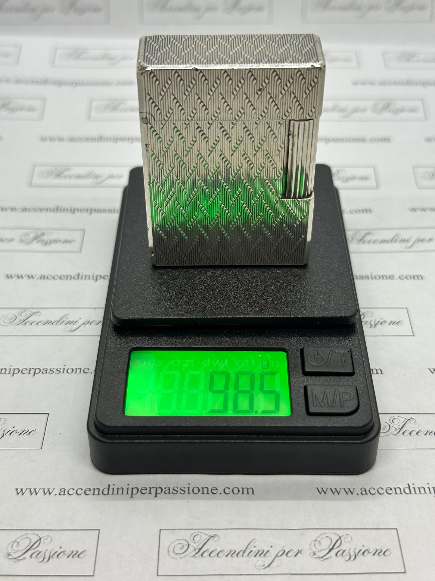 S.T. Dupont Linea 1 small – Placcato Argento "Tread"