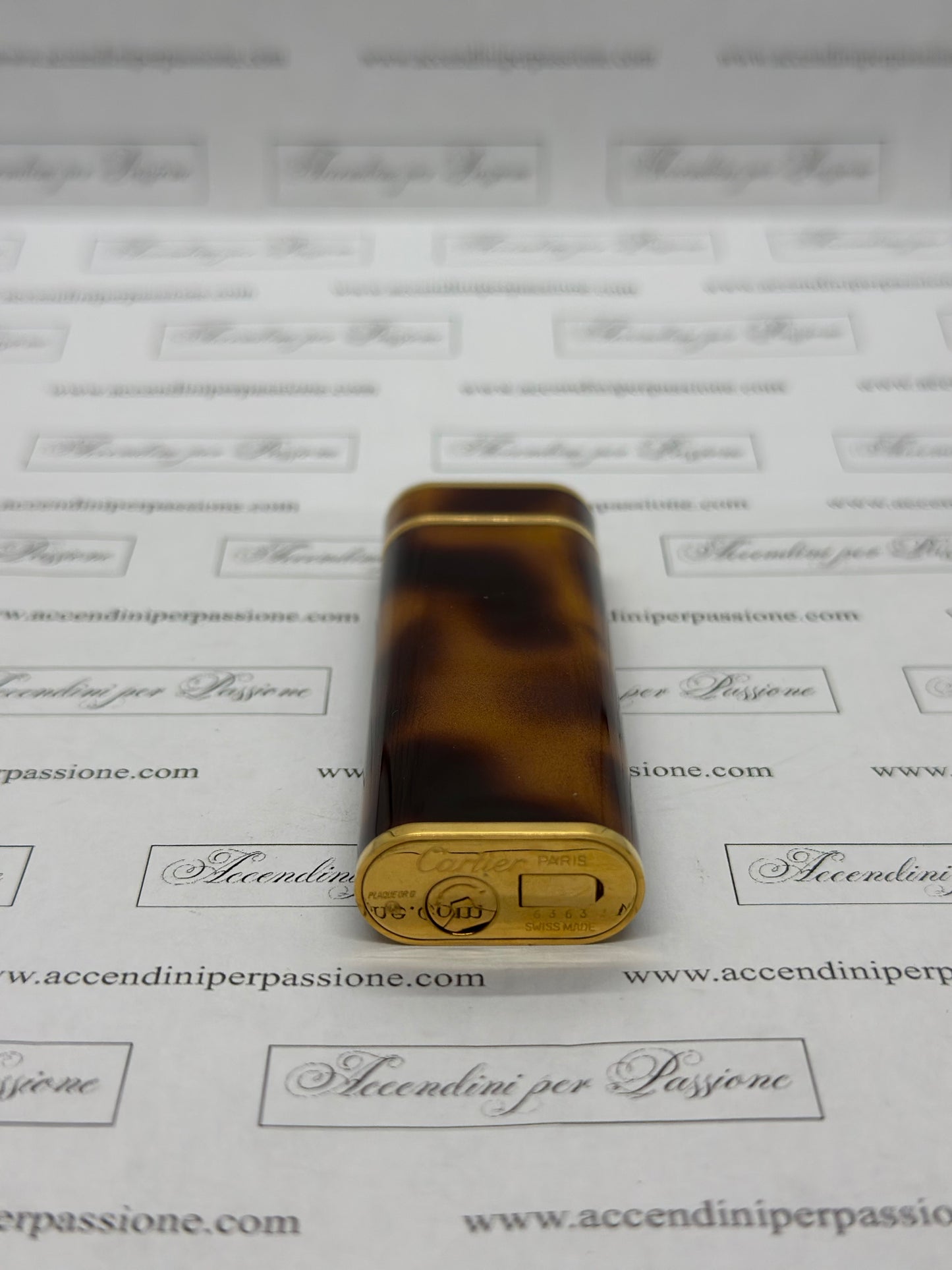 Cartier Les Must Ovale - Placcato Oro & Lacca di Cina "Leopard"