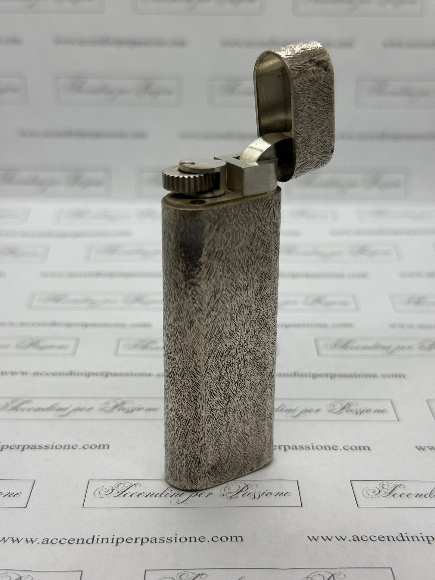 Cartier Les Must Ovale - Placcato Argento "Cortex"