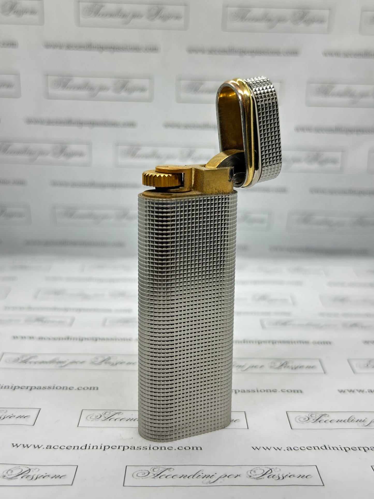 Cartier Les Must "Trinity" - Placcato Oro & Argento "Guilloché"