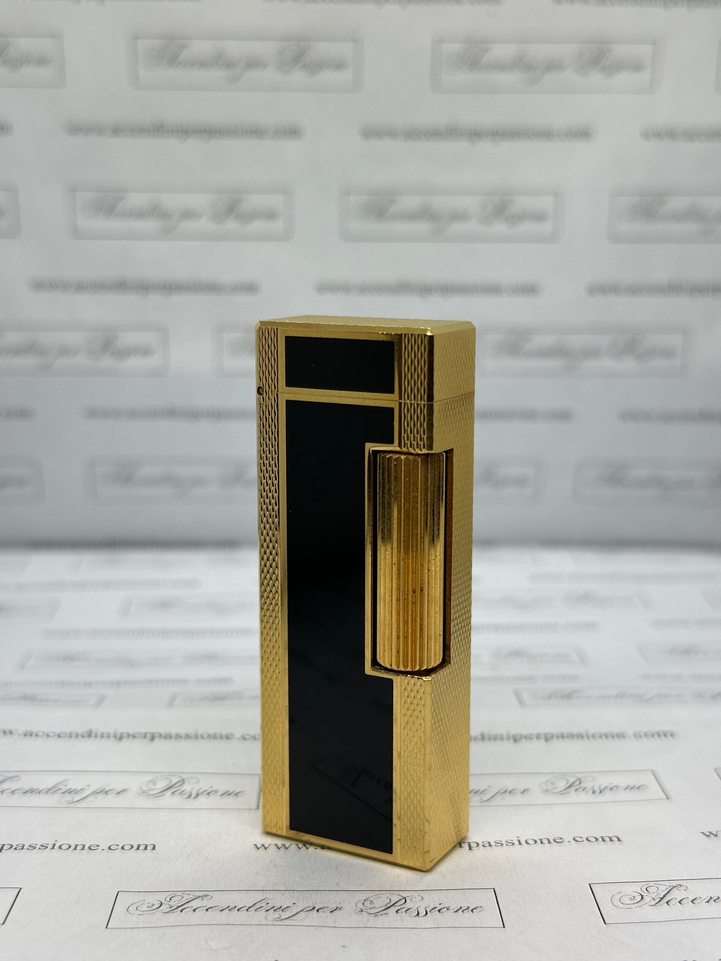 Dunhill Rollagas – Placcato Oro & Lacca di Cina Nera "Guilloché"