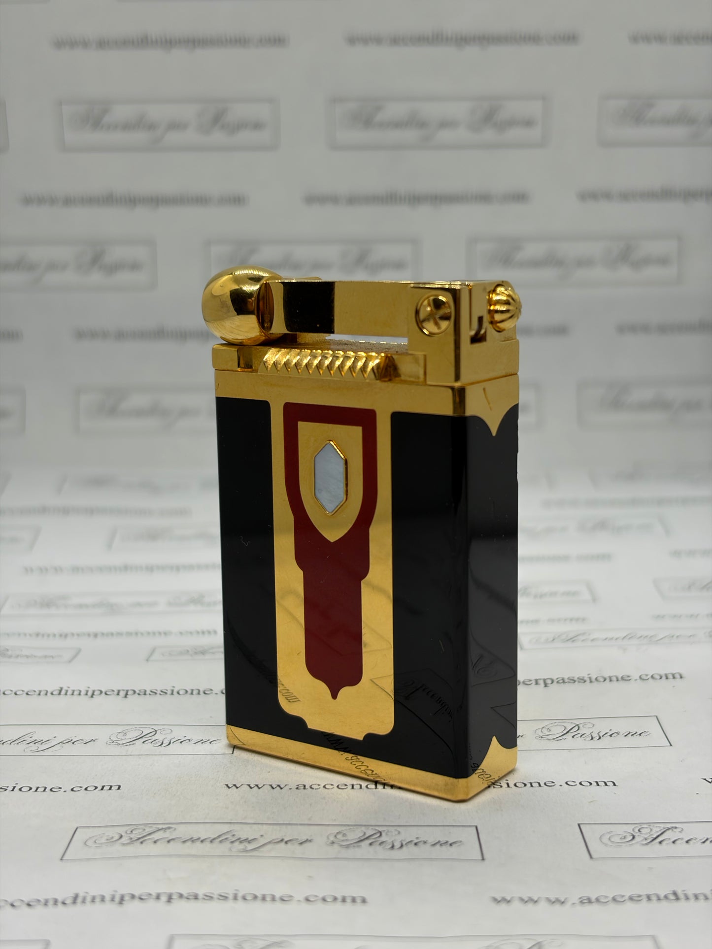 S.T. Dupont Linea 1 - "Maharadjah" Limited Ed. [0183/2000]