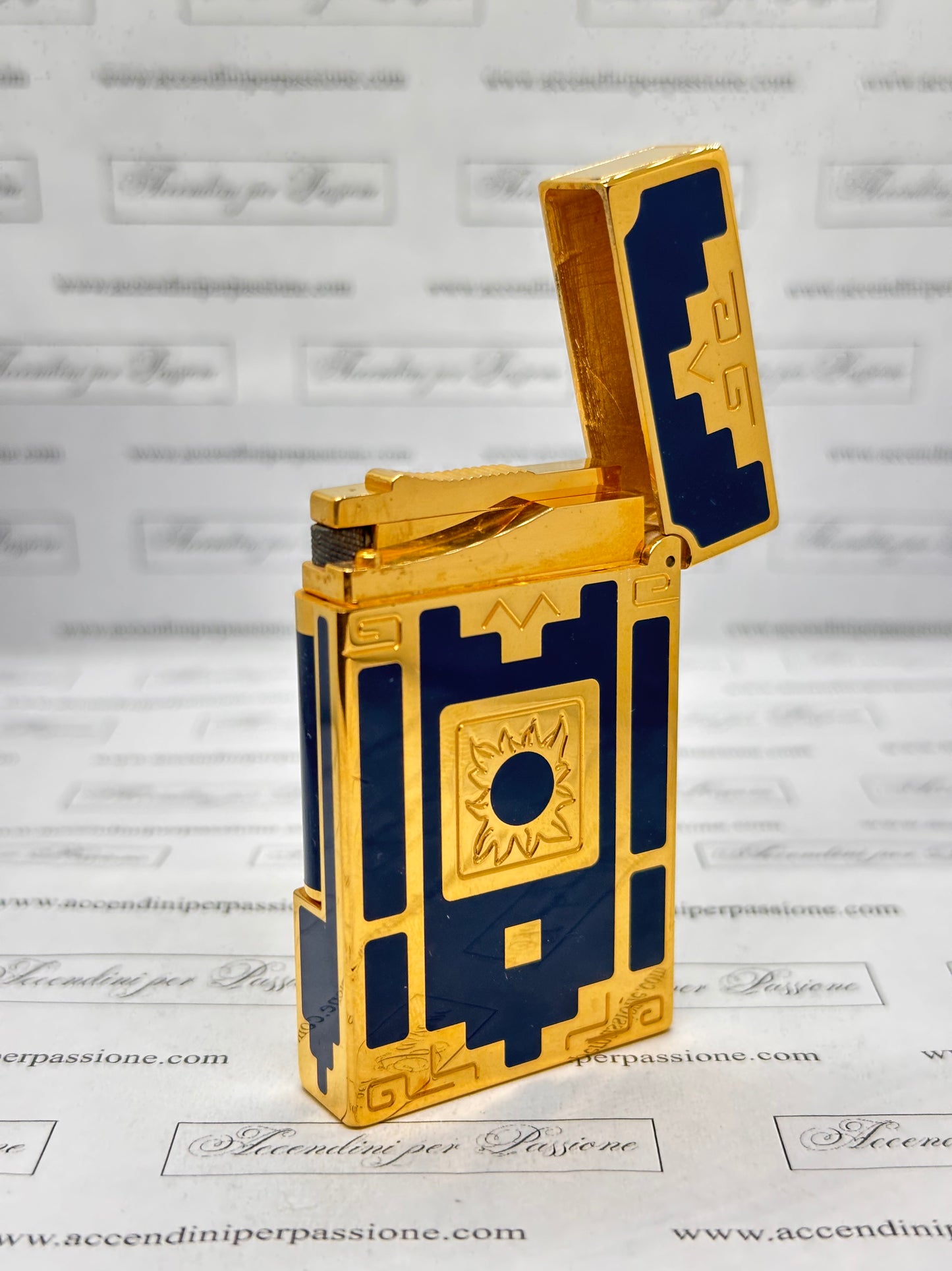 S.T. Dupont Linea 2 - "Nuevo Mundo" Limited Ed.