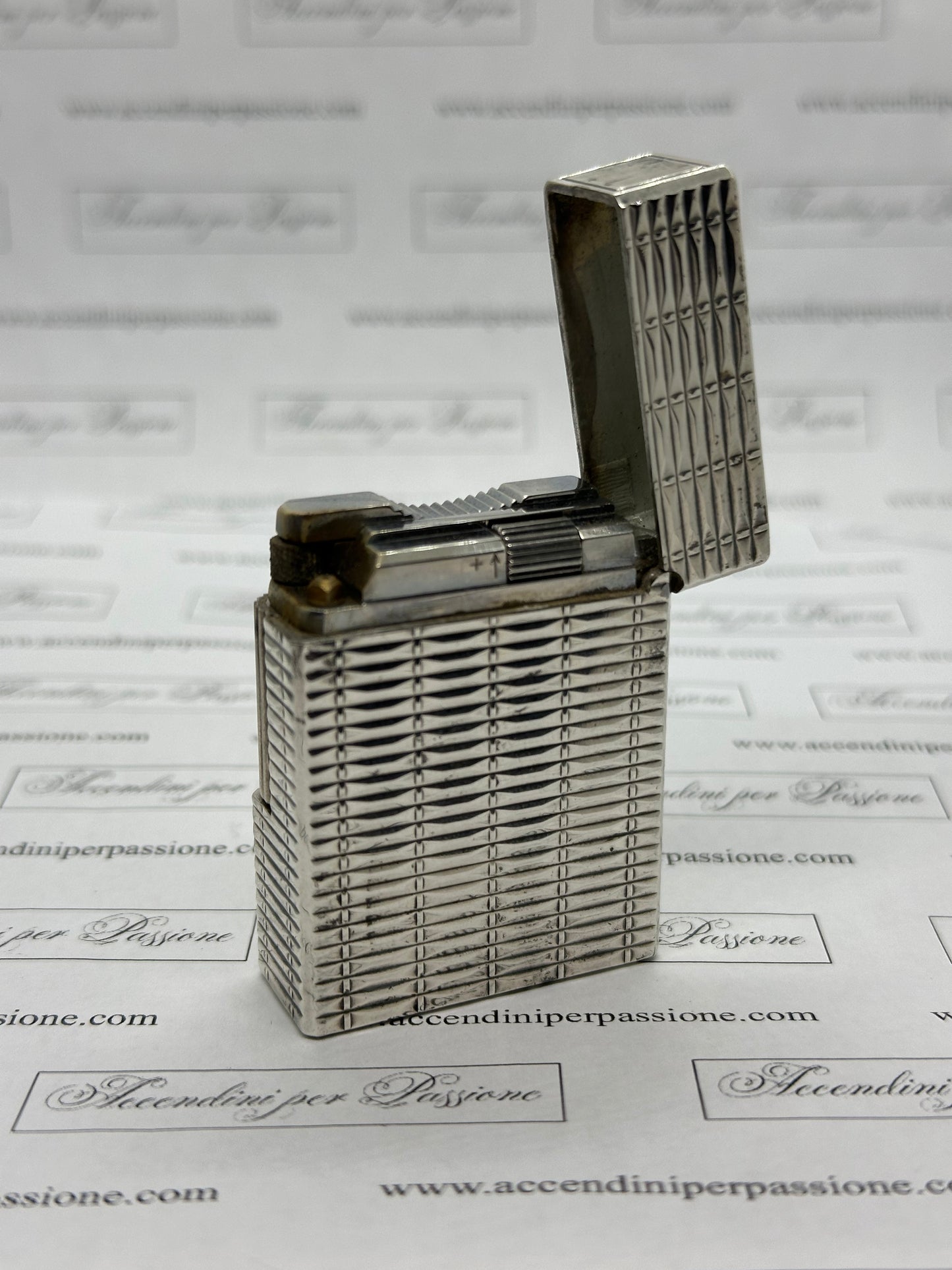 S.T. Dupont Linea 1 small – Placcato Argento "Veneziano"