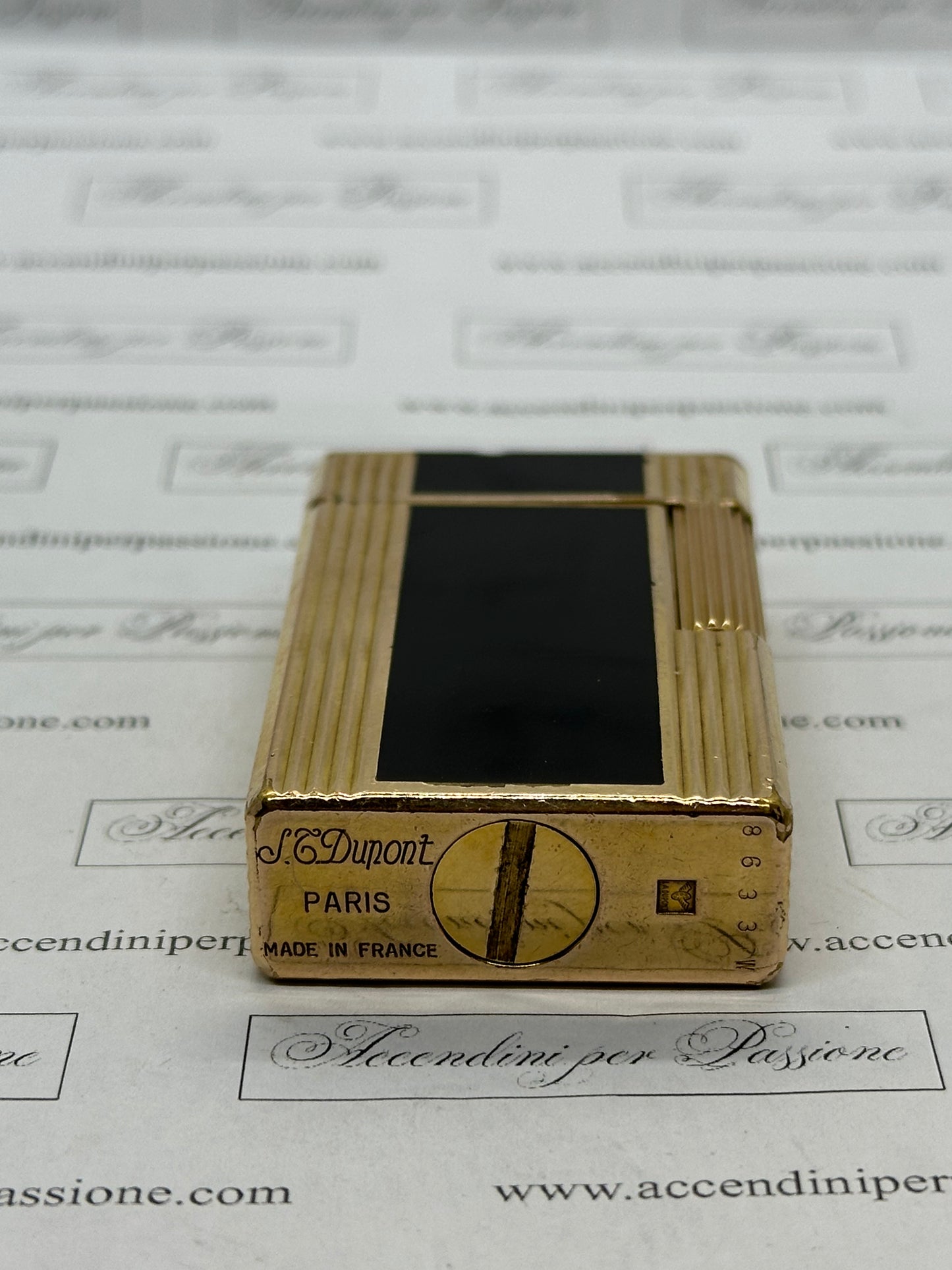S.T. Dupont Linea 1 – Placcato Oro & Lacca di Cina Nera "Chinese Ideograms"