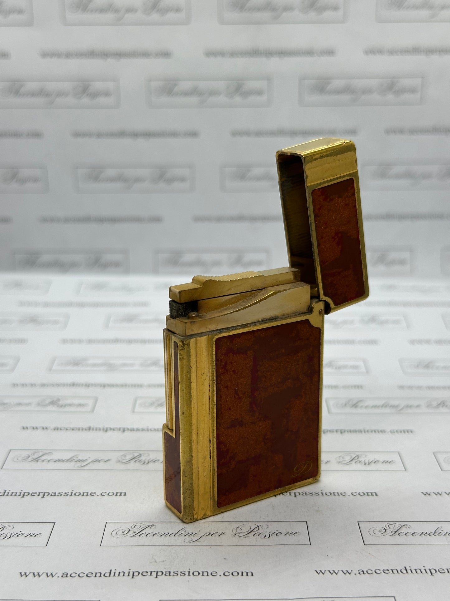 S.T. Dupont Linea 2 Gatsby – Placcato Oro & Lacca di Cina "Brunette"