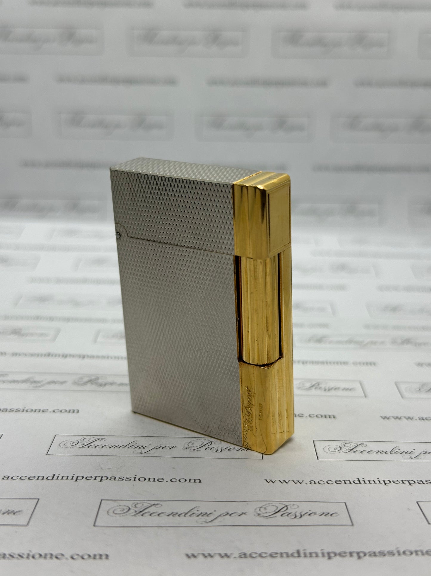 S.T. Dupont Linea 2 – Placcato Oro & Argento